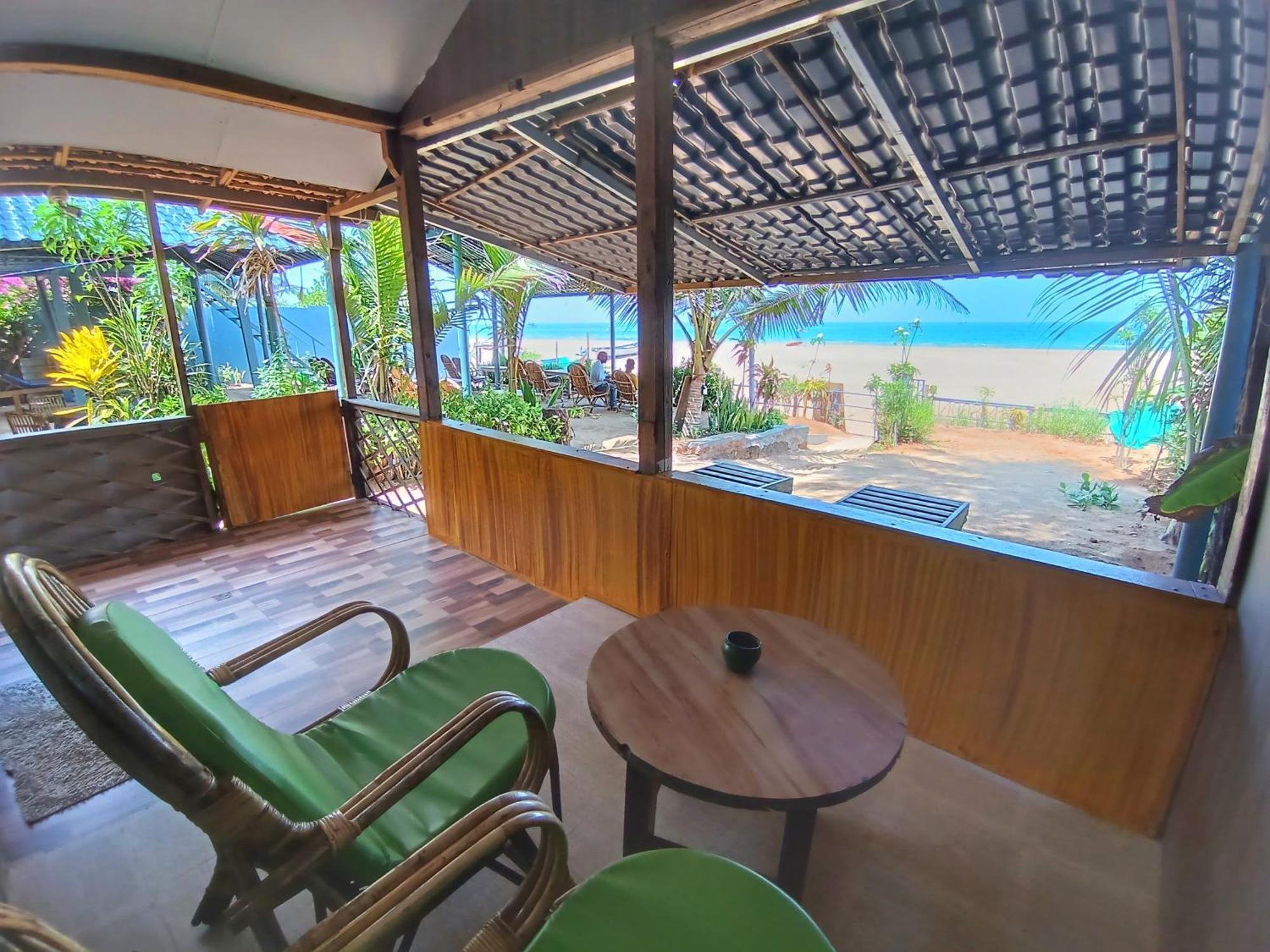 Hotel Monsoon Agonda Exterior foto